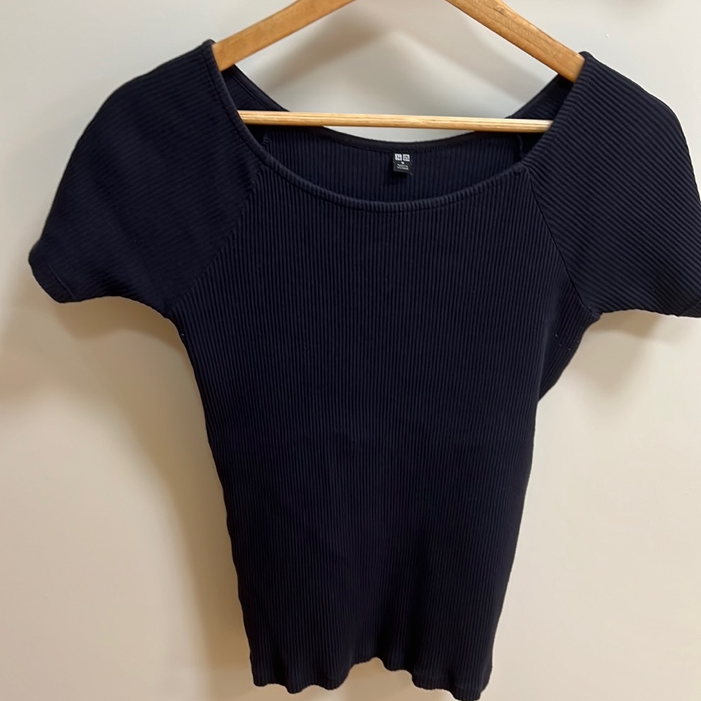 Uniqlo women’s top